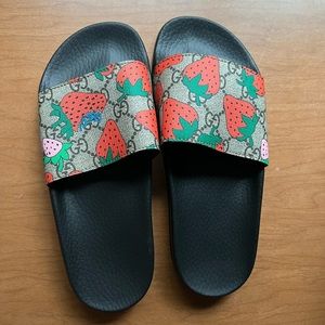 Gucci Women's GG Strawberry Slide Sandal